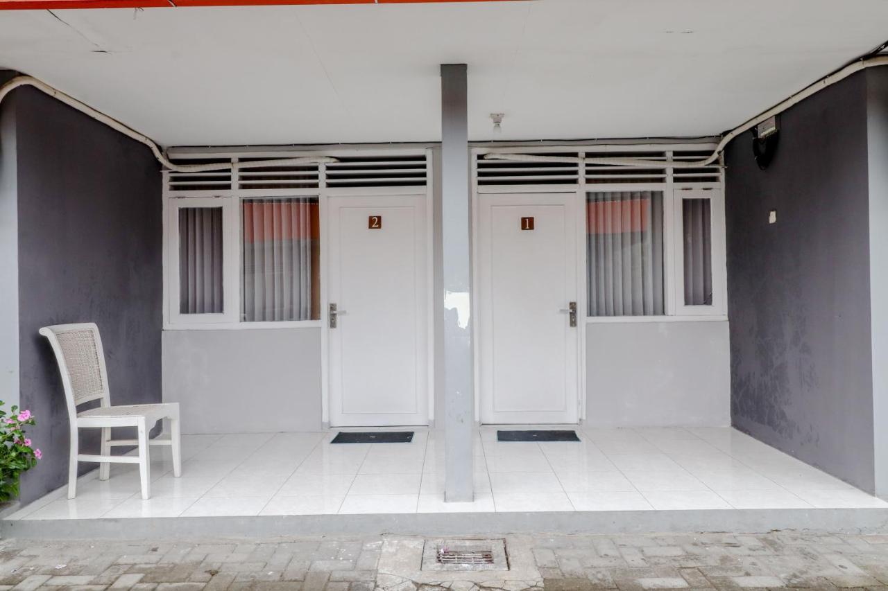 Ratu Guesthouse Слеман Экстерьер фото