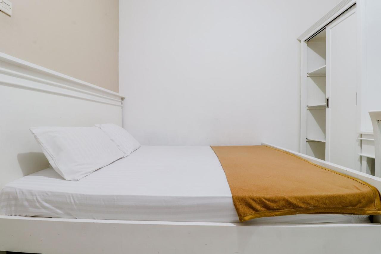 Ratu Guesthouse Слеман Экстерьер фото